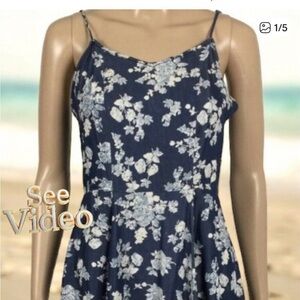 👛 2/$20 DESIGN LAB Adjustable Strap Blue Floral Motif Sundress, Elasticized Back